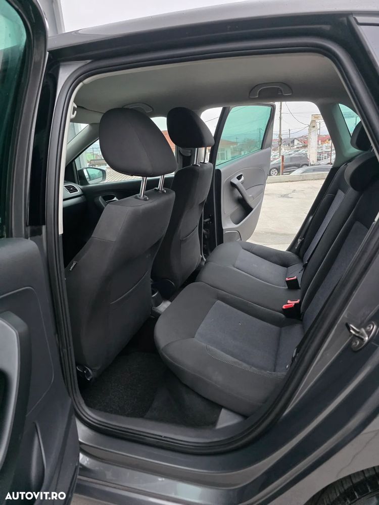 Volkswagen Polo - 15