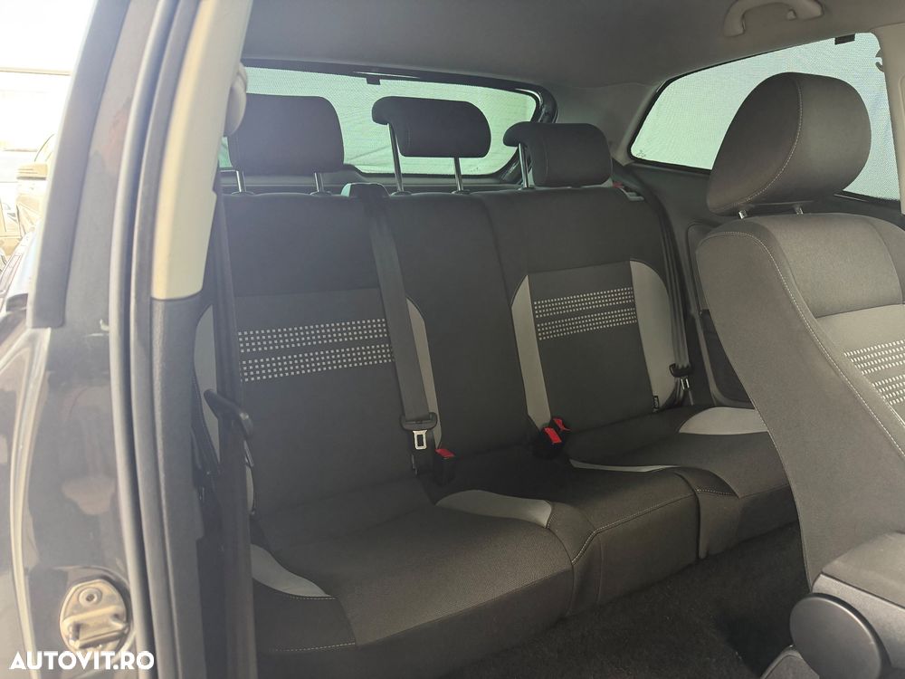 Volkswagen Polo 1.6 TDI DSG Life - 28