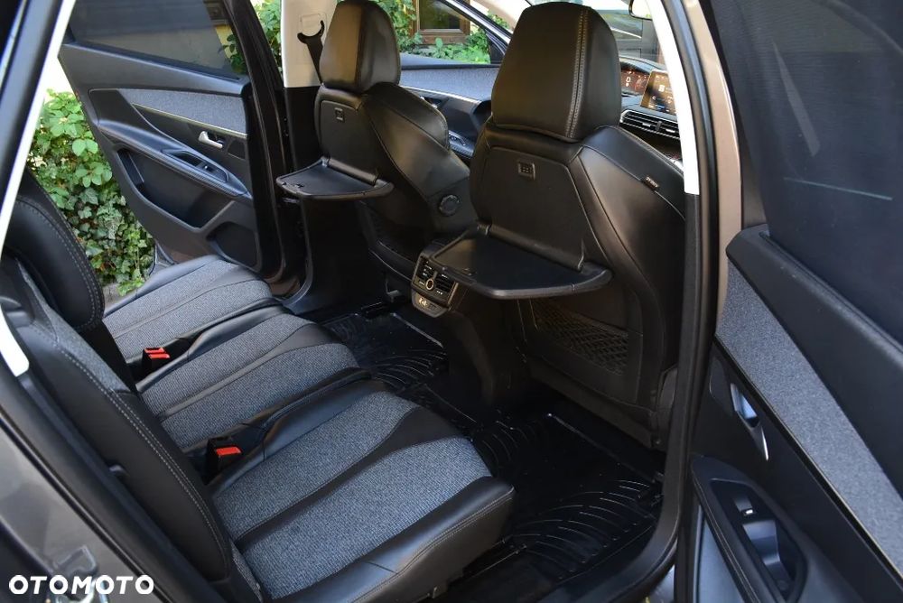 Peugeot 5008 1.6 BlueHDI Allure S&S EAT6 - 26