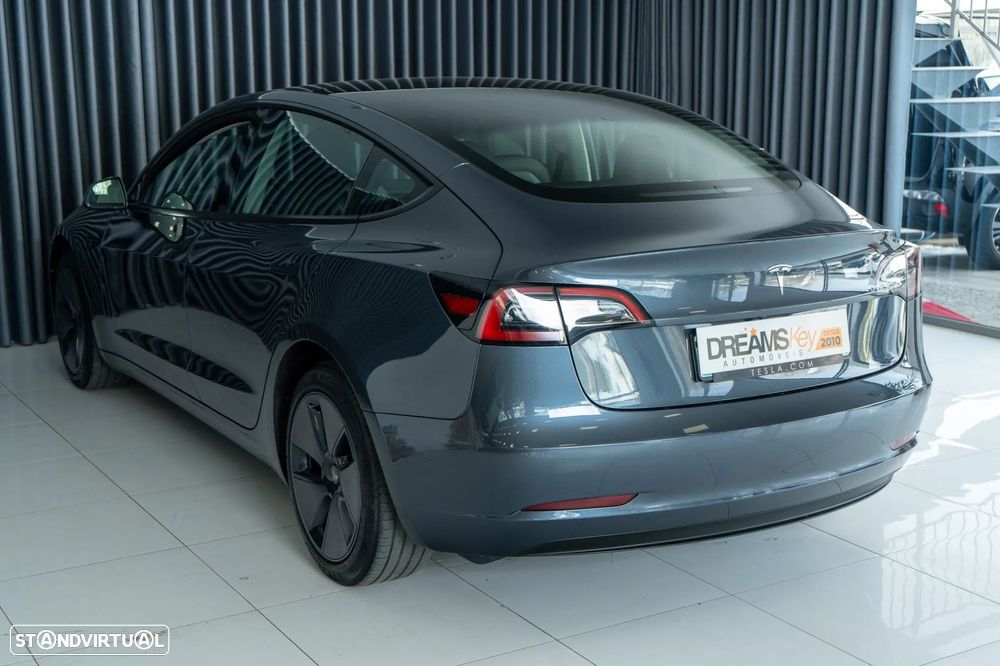 Tesla Model 3 Long Range Tração Traseira - 23