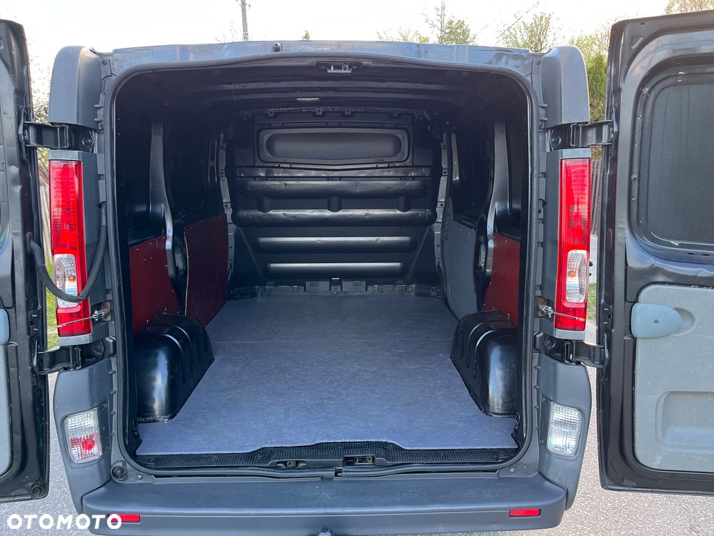 Opel VIVARO - 25