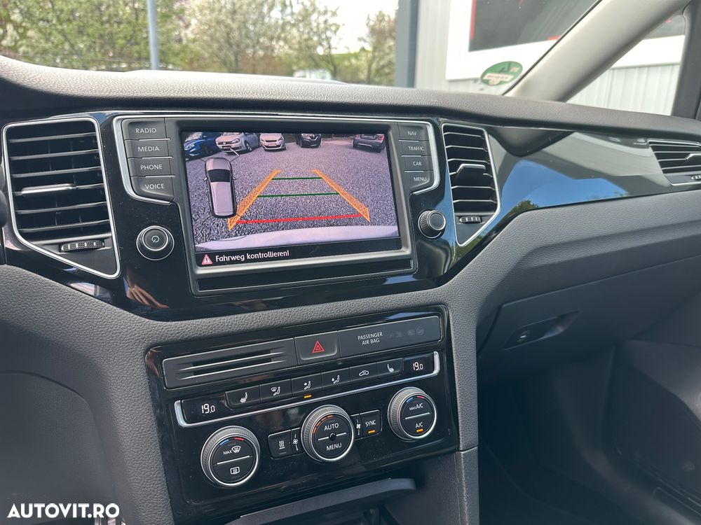 Volkswagen Golf Sportsvan 2.0 TDI (BlueMotion Technology) Highline - 6