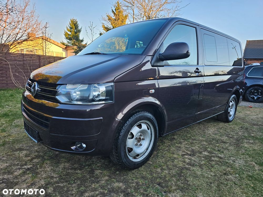 Volkswagen Caravelle - 3