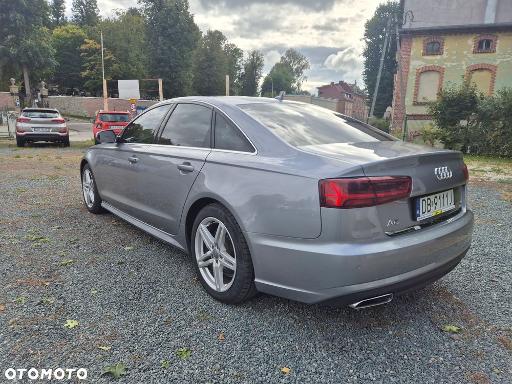 Audi A6 Avant 2.0 TDI Ultra DPF S tronic - 33