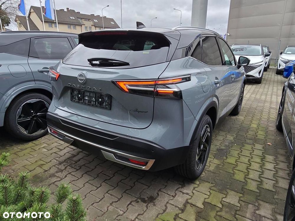 Nissan Qashqai 1.3 DIG-T MHEV N-Connecta Xtronic - 4