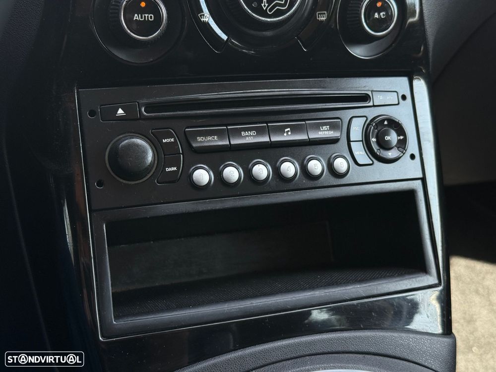 Citroën C3 Picasso 1.6 HDi Exclusive Airdream - 10