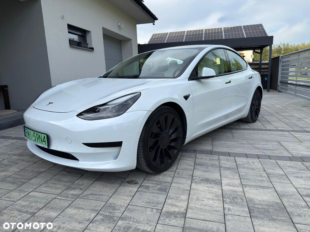 Tesla Model 3 - 21
