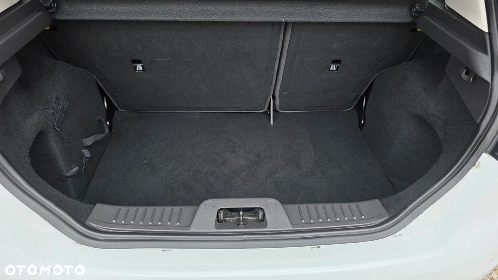 Ford Fiesta 1.25 SYNC Edition - 30