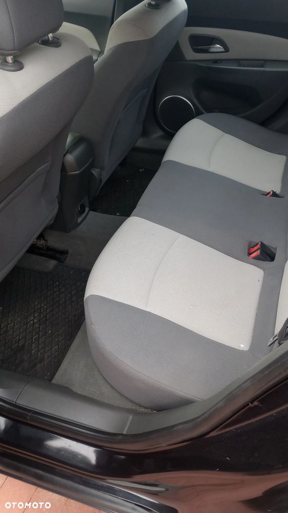 Chevrolet Cruze 1.8 LT - 16
