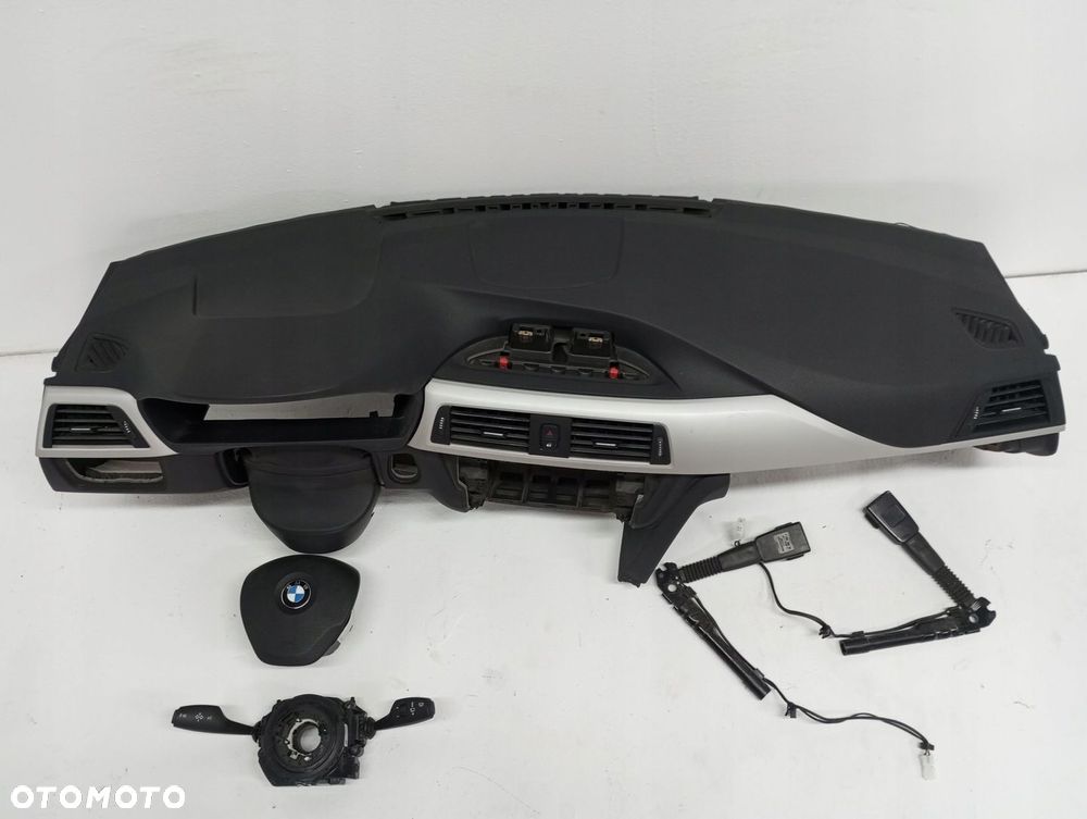 Konsola pulpit deska BMW F30 F31 F34 12R - 2