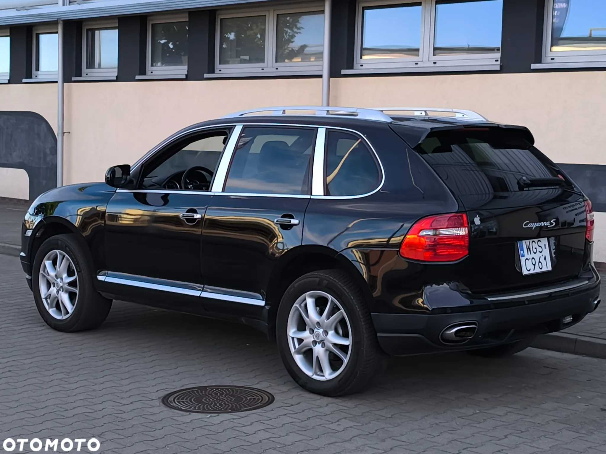 Porsche Cayenne - 4