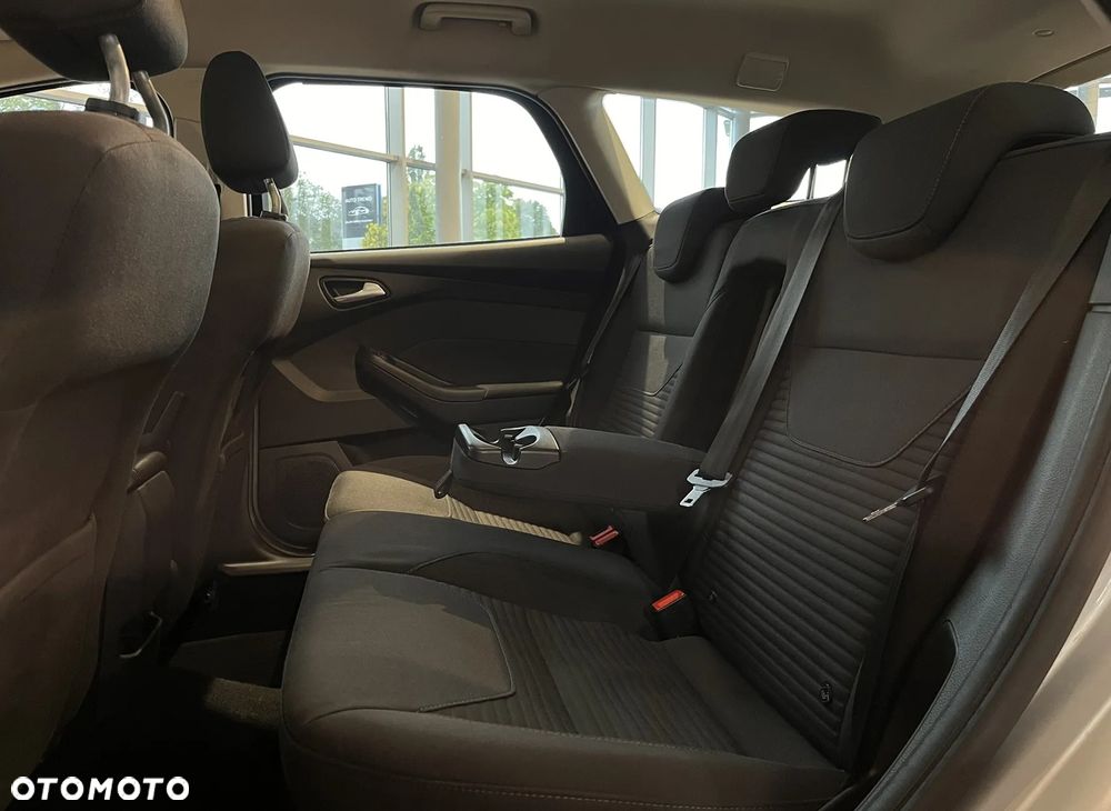 Ford Focus ver-1-5-ecoboost-start--stopp--system-titanium-x - 20