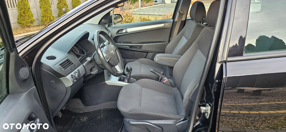 Opel Astra 1.6 Selection - 8