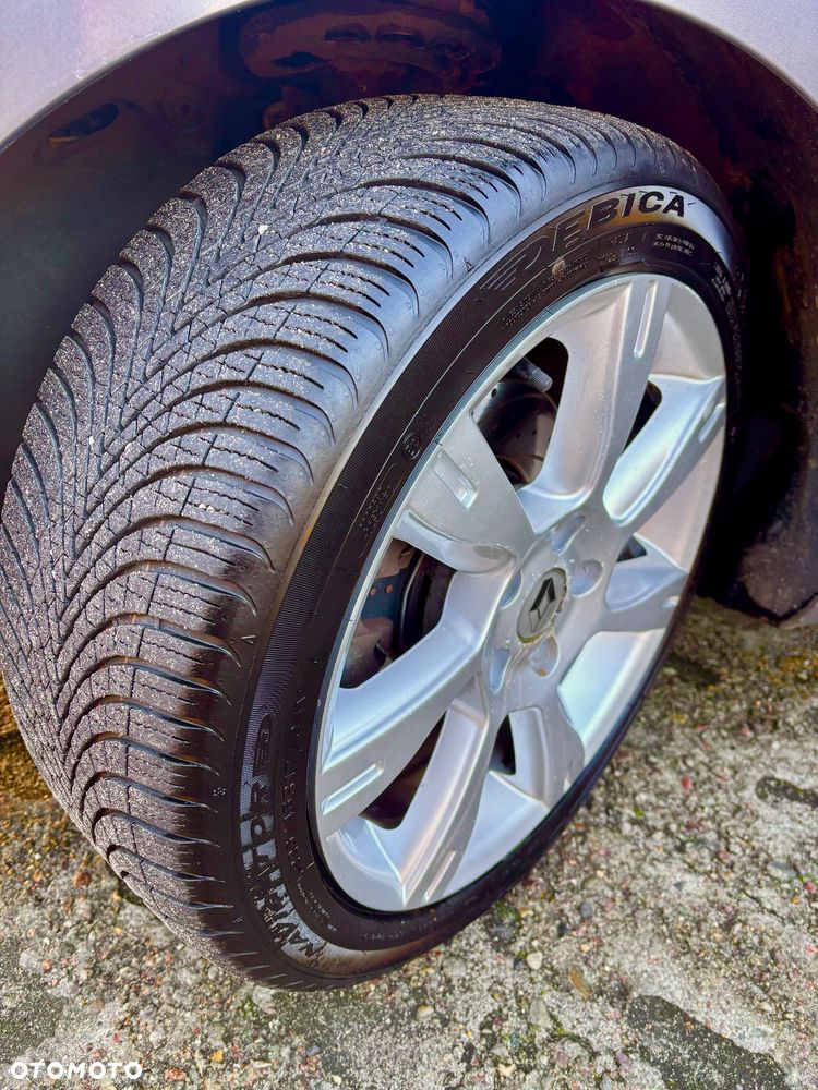 Renault Megane TCe 180 Dynamique - 25