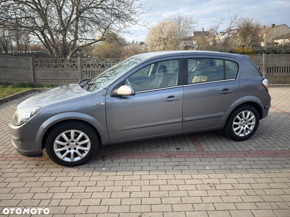 Opel Astra 1.7 CDTI Cosmo - 3