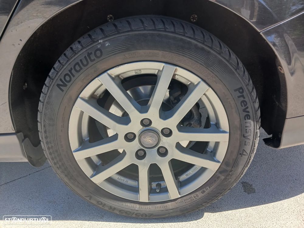 Ford Focus SW 1.5 TDCi Trend ECOnetic - 16
