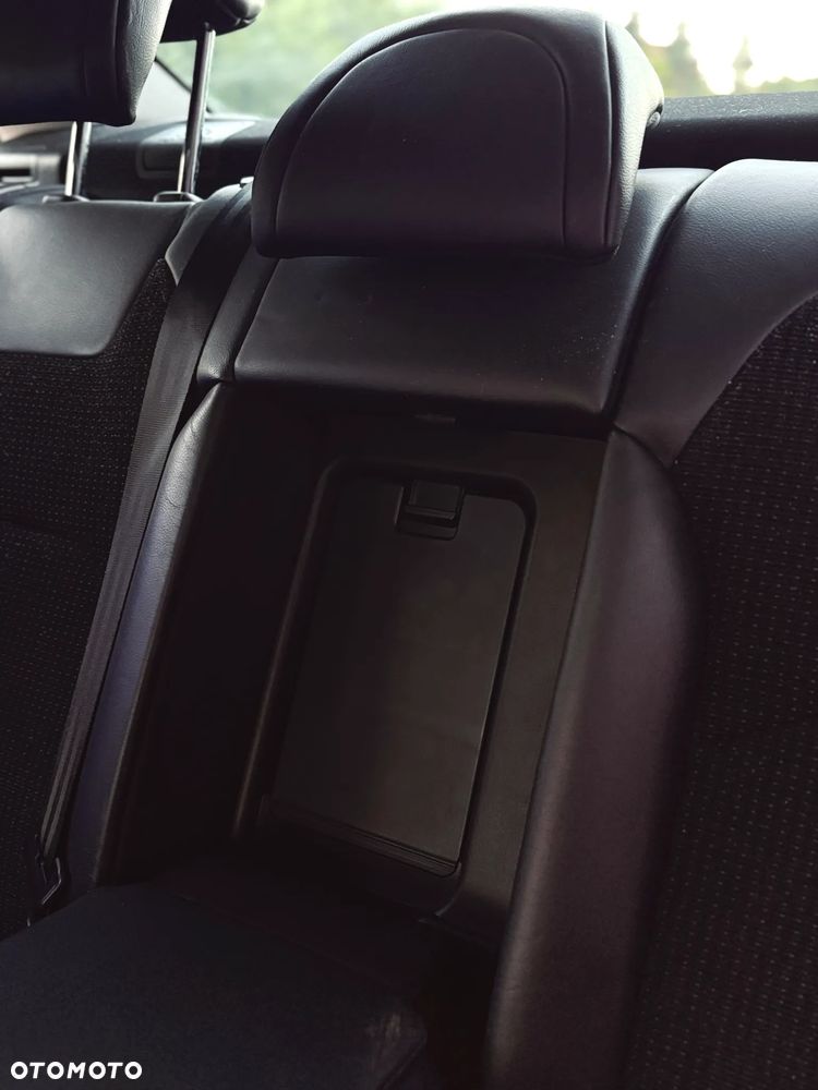 Citroën C5 2.0 16V Exclusive - 23