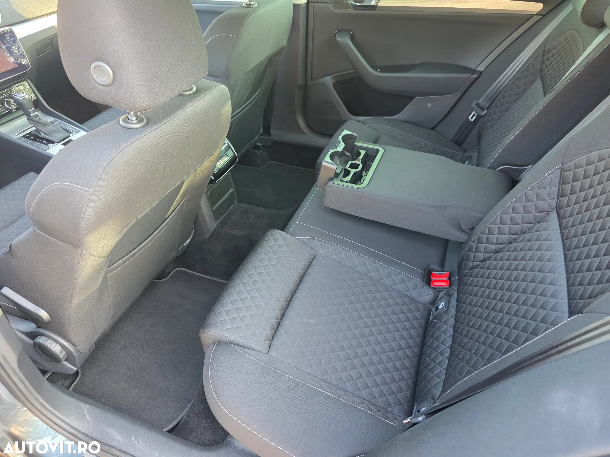 Skoda Superb 1.6 TDI DSG Ambition - 11