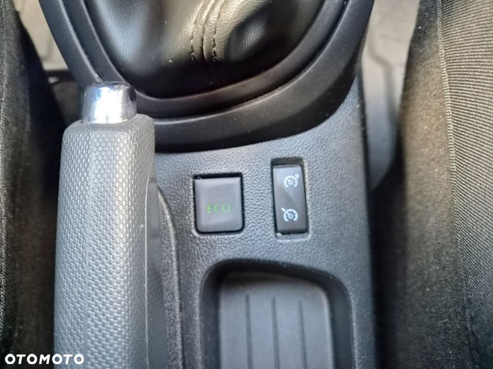 Renault Captur 0.9 Energy TCe Life EU6 - 15