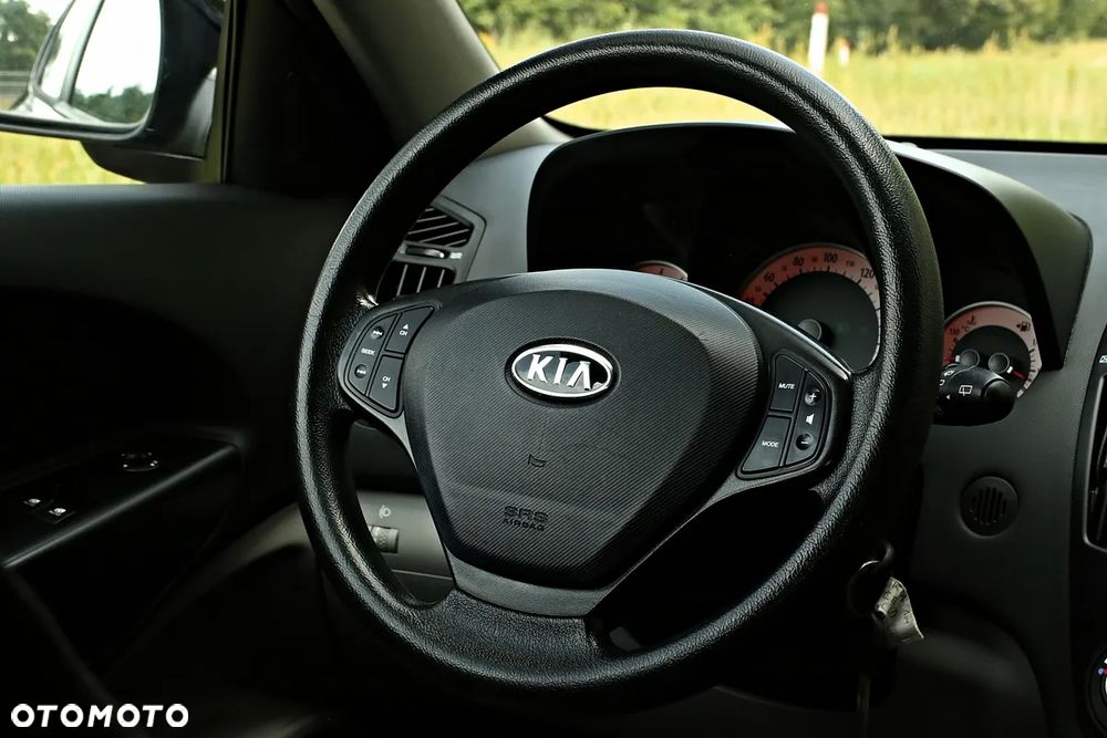 Kia Ceed 1.4 CVVT Attract - 30