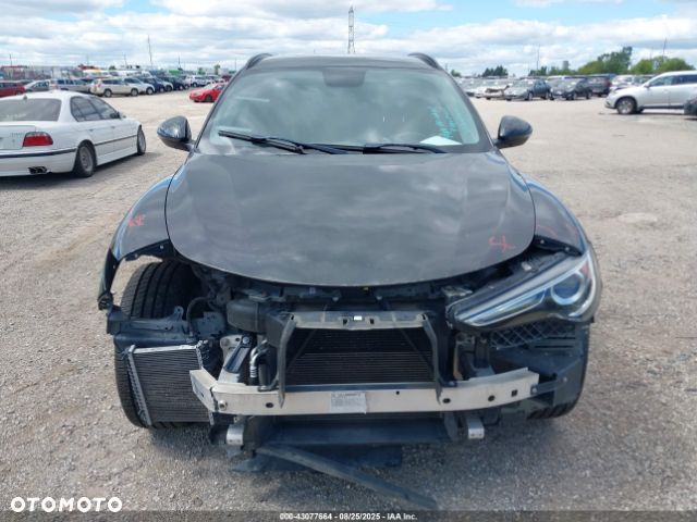 Alfa Romeo Stelvio 2.0 Turbo TI Q4 - 8