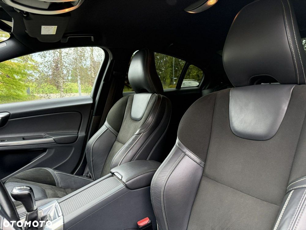 Volvo S60 - 23