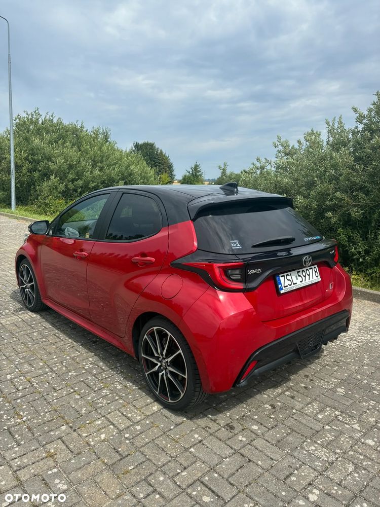 Toyota Yaris Hybrid 1.5 GR Sport - 6