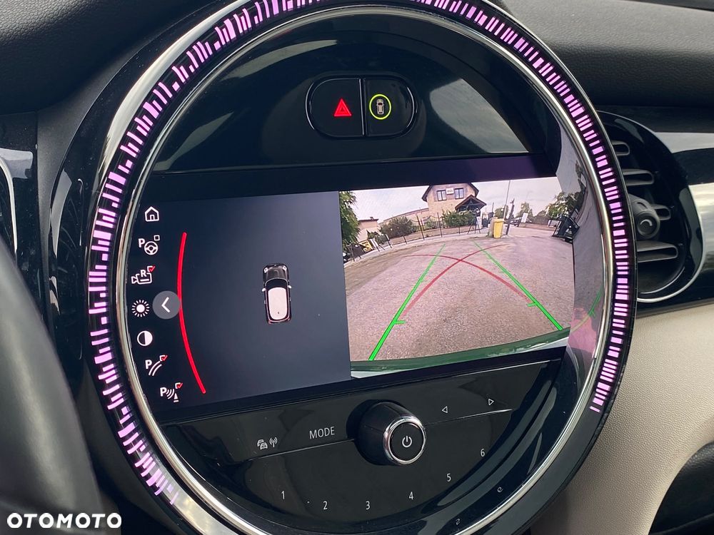 MINI Cooper SE Essential Trim - 21