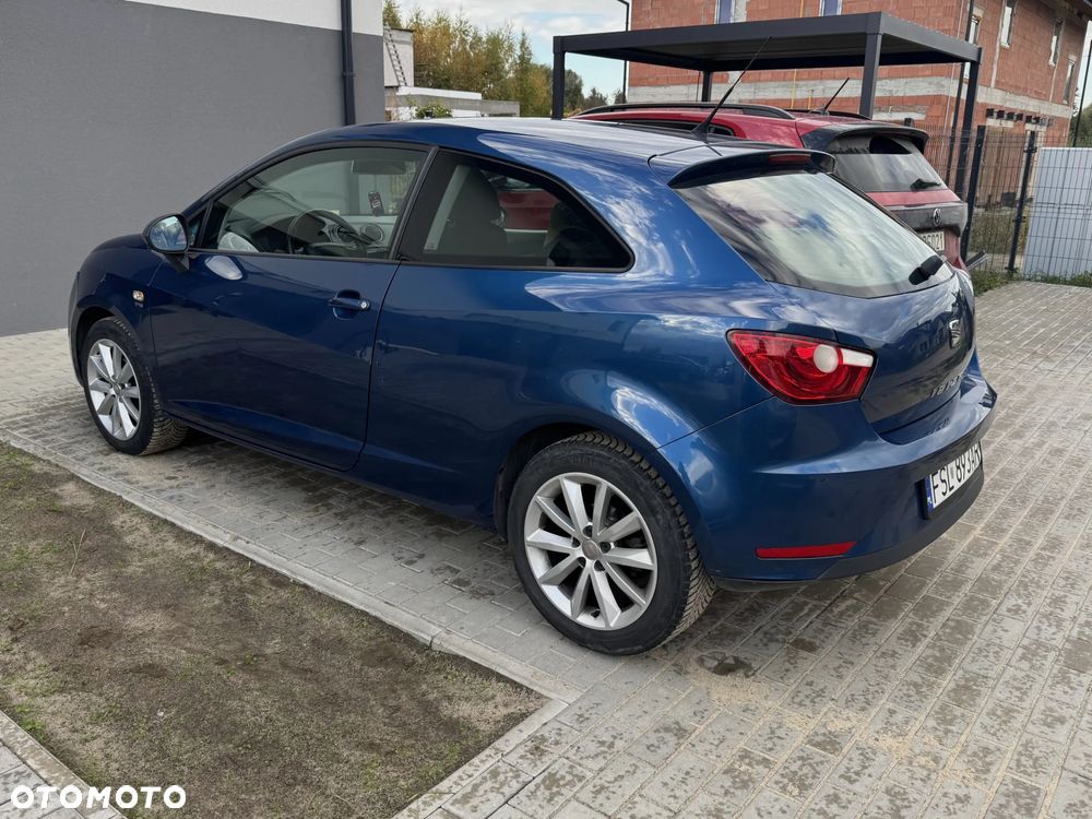 Seat Ibiza 2012 photo 3
