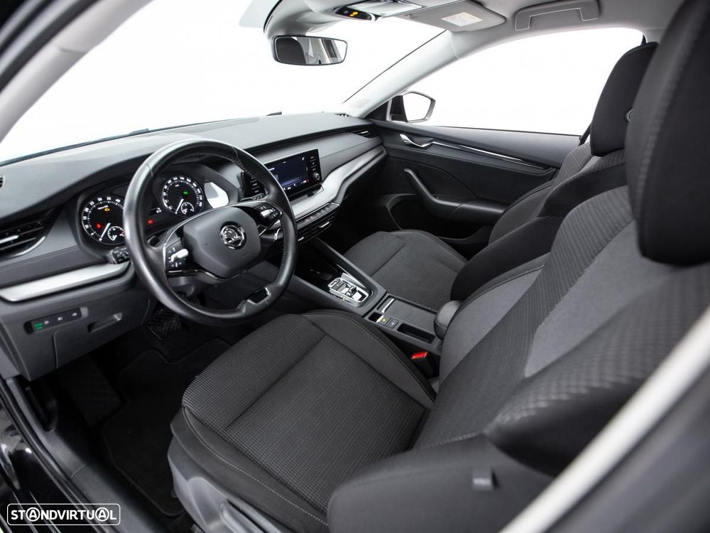 Skoda Octavia Break 2.0 TDI Sportline DSG - 8
