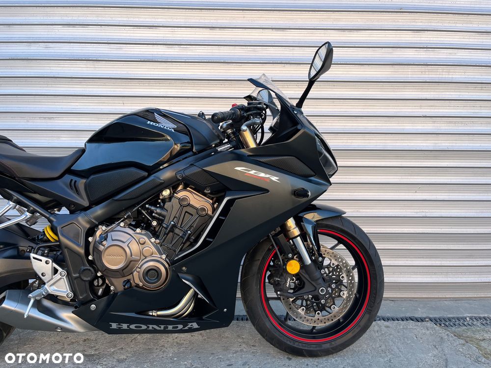 Honda CBR - 6
