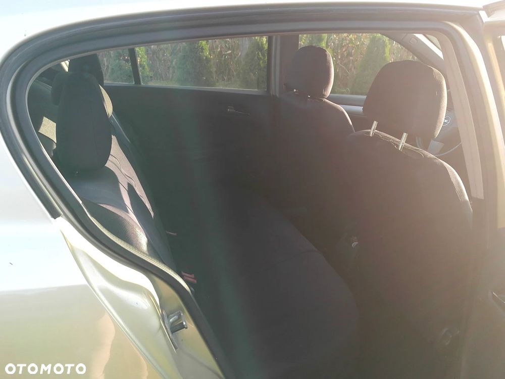 Opel Astra 1.6 - 6