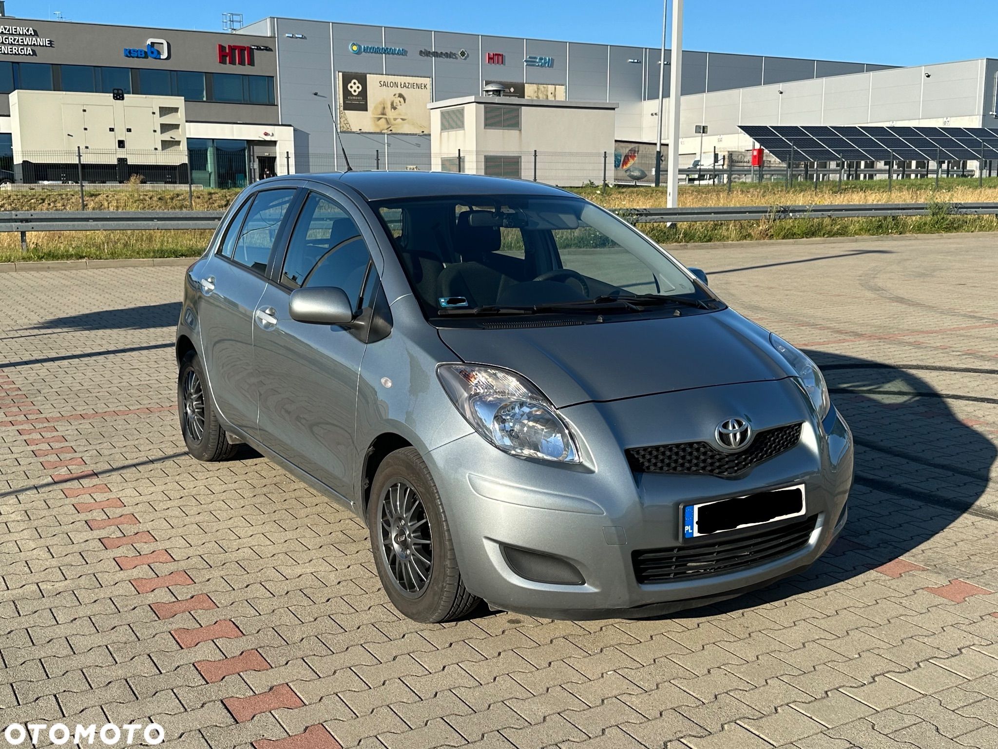 Toyota Yaris 1.33 Premium - 1