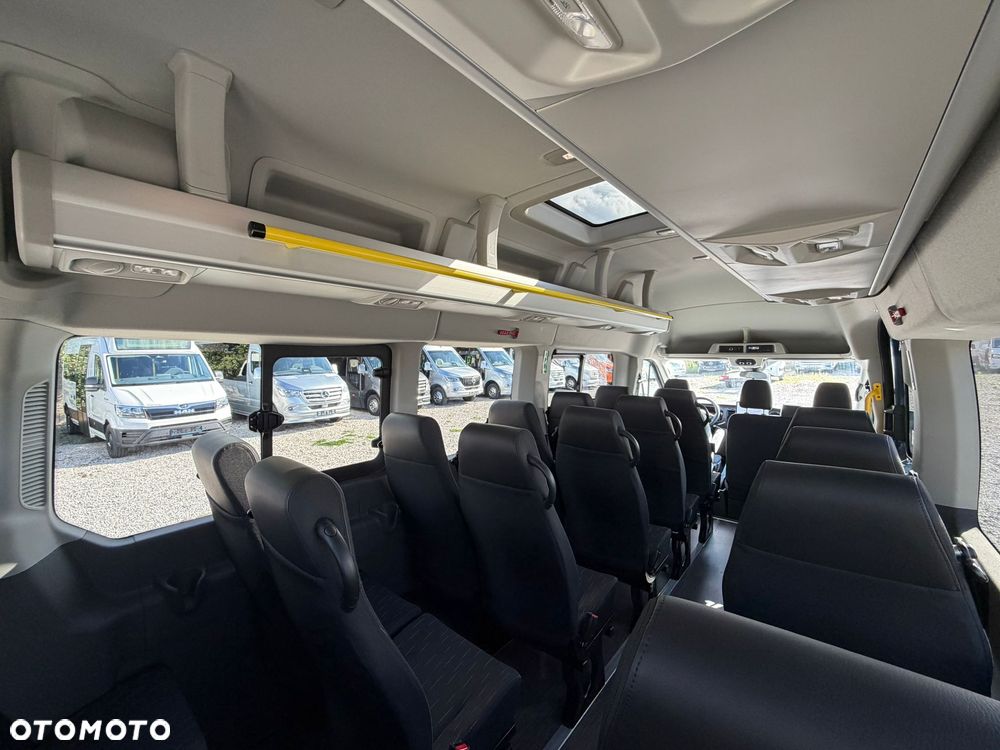 Ford Transit - 18