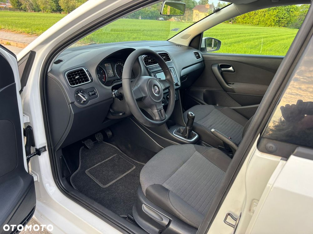 Volkswagen Polo 1.4 Comfortline - 11