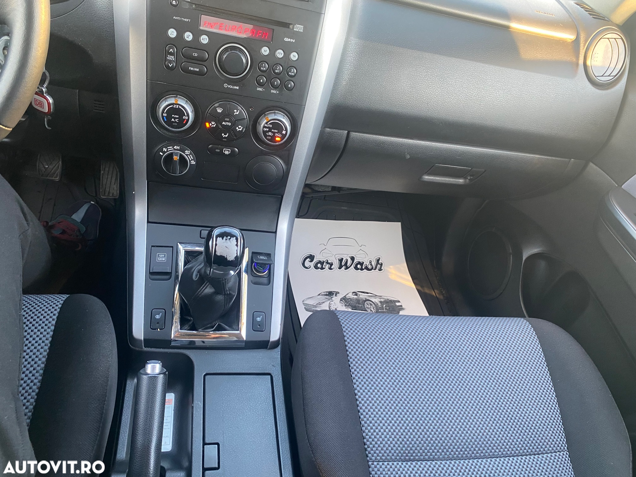 Suzuki Grand Vitara 1.9 DDIS Navi - 8