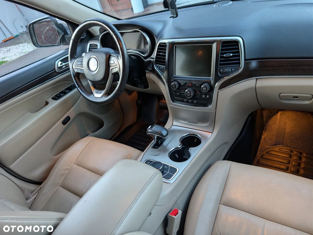 Jeep Grand Cherokee 3.6 V6 Overland - 36
