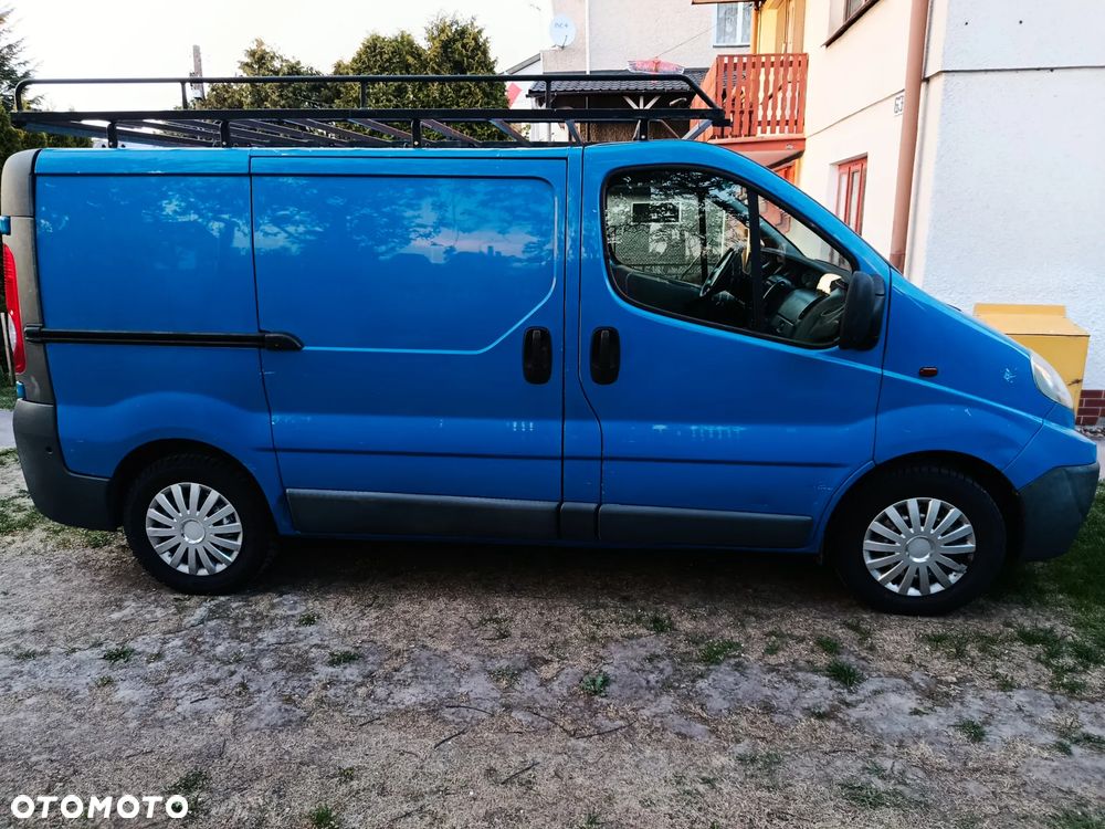 Renault TRAFIC - 4