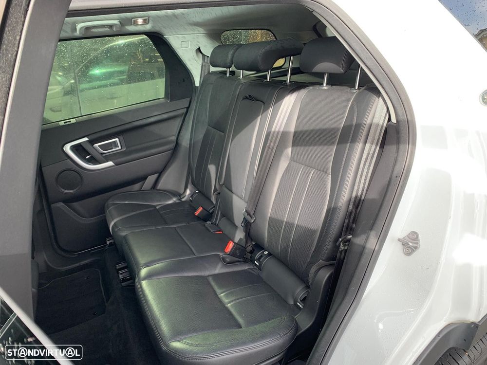 Land Rover Discovery Sport 2.0 TD4 HSE Luxury 7L Auto - 21