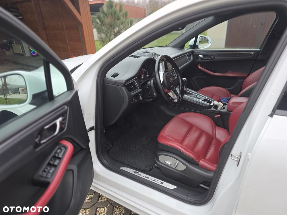 Porsche Macan - 5