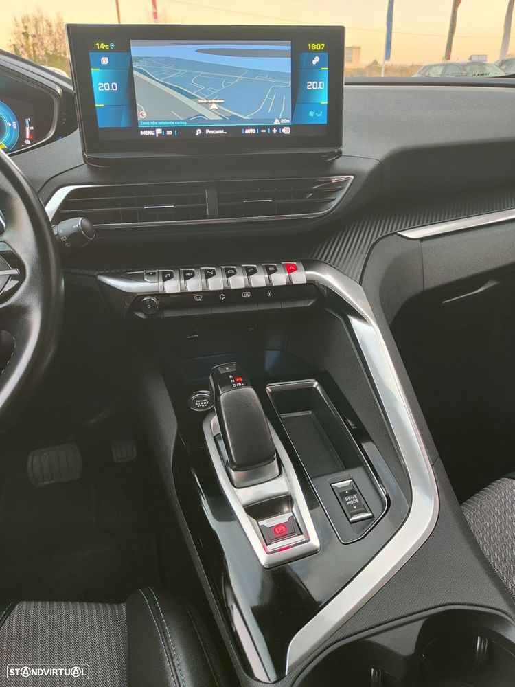 Peugeot 3008 1.6 Hybrid Allure e-EAT8 - 44