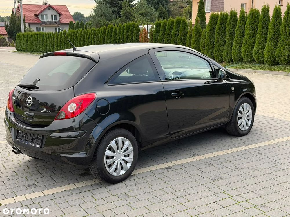 Opel Corsa 2013 photo 3