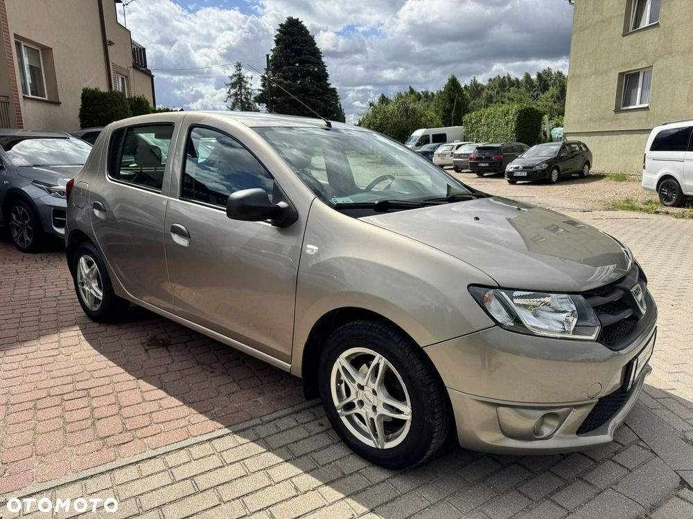 Dacia Sandero 1.2 16V 75 Essentiel - 7