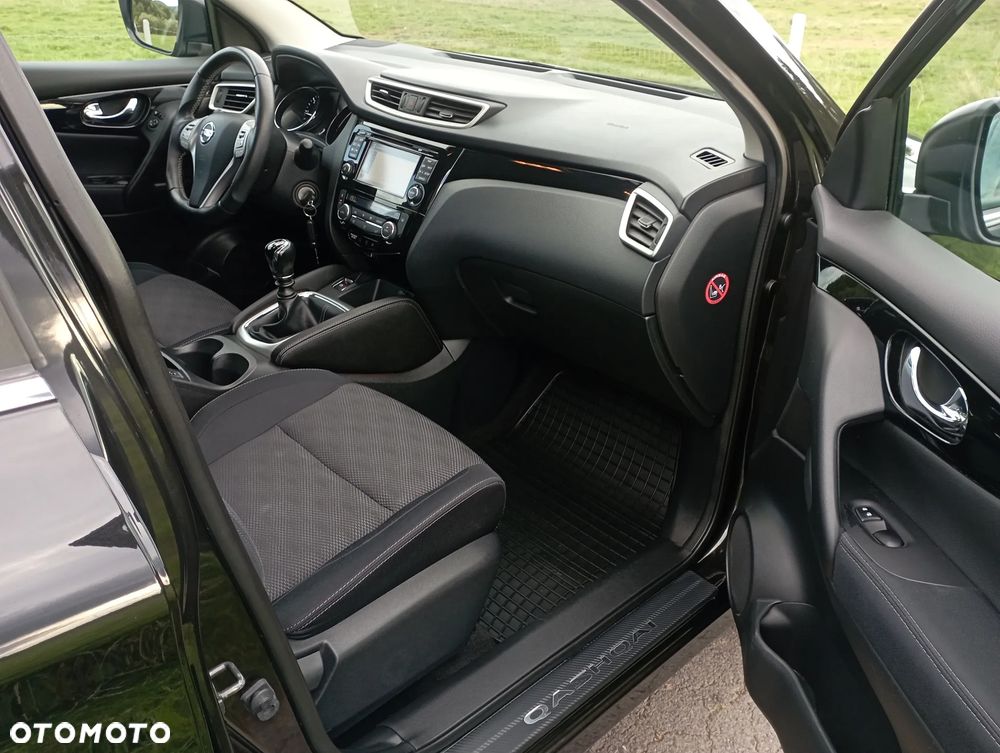 Nissan Qashqai 1.6 dCi DPF acenta - 11