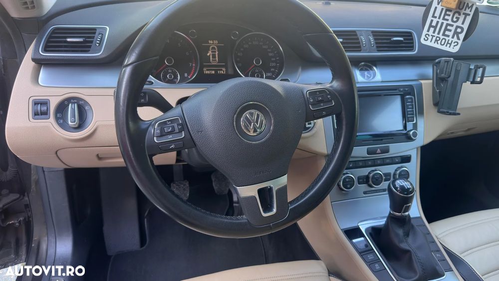 Volkswagen Passat CC - 10