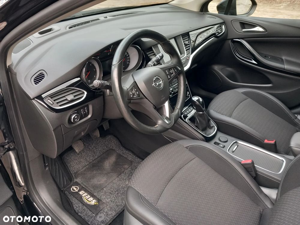 Opel Astra 1.6 D (CDTI) Start/Stop Innovation - 14