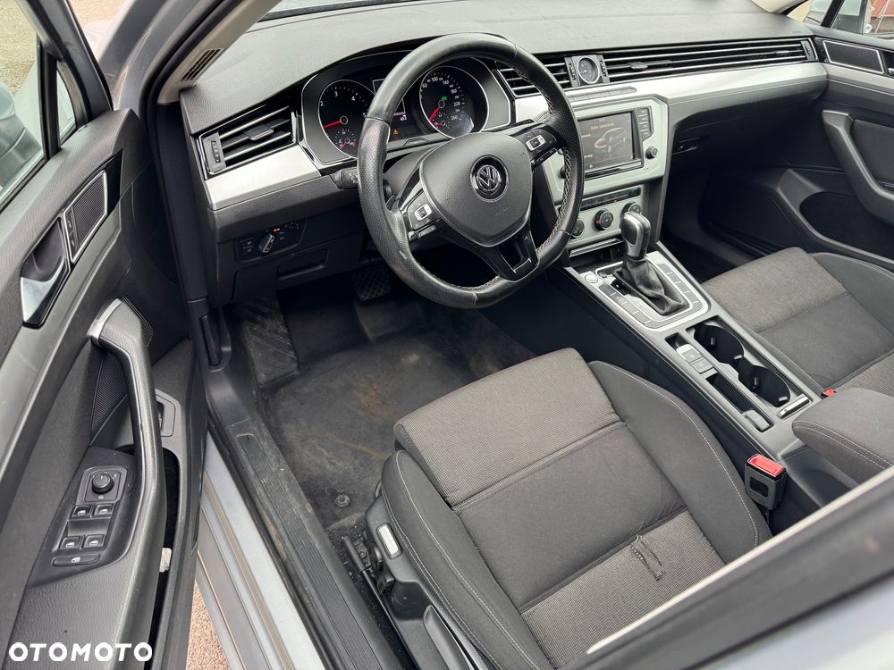 Volkswagen Passat Variant - 16