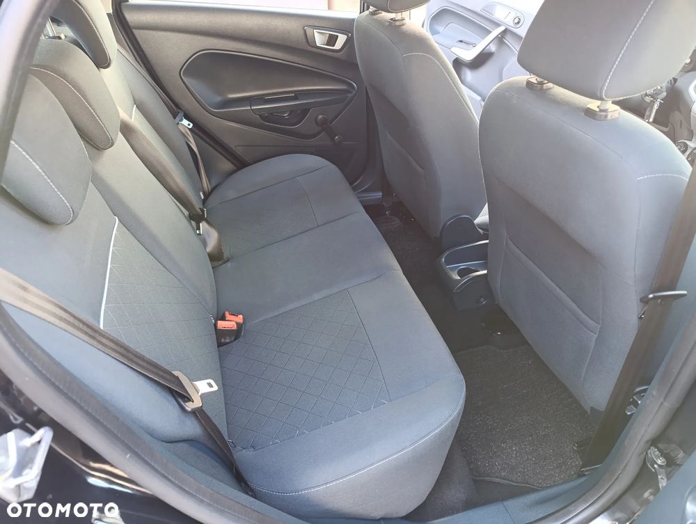 Ford Fiesta 1.25 Celebration - 15