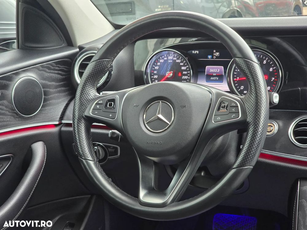 Mercedes-Benz E 200 4Matic 9G-TRONIC - 20