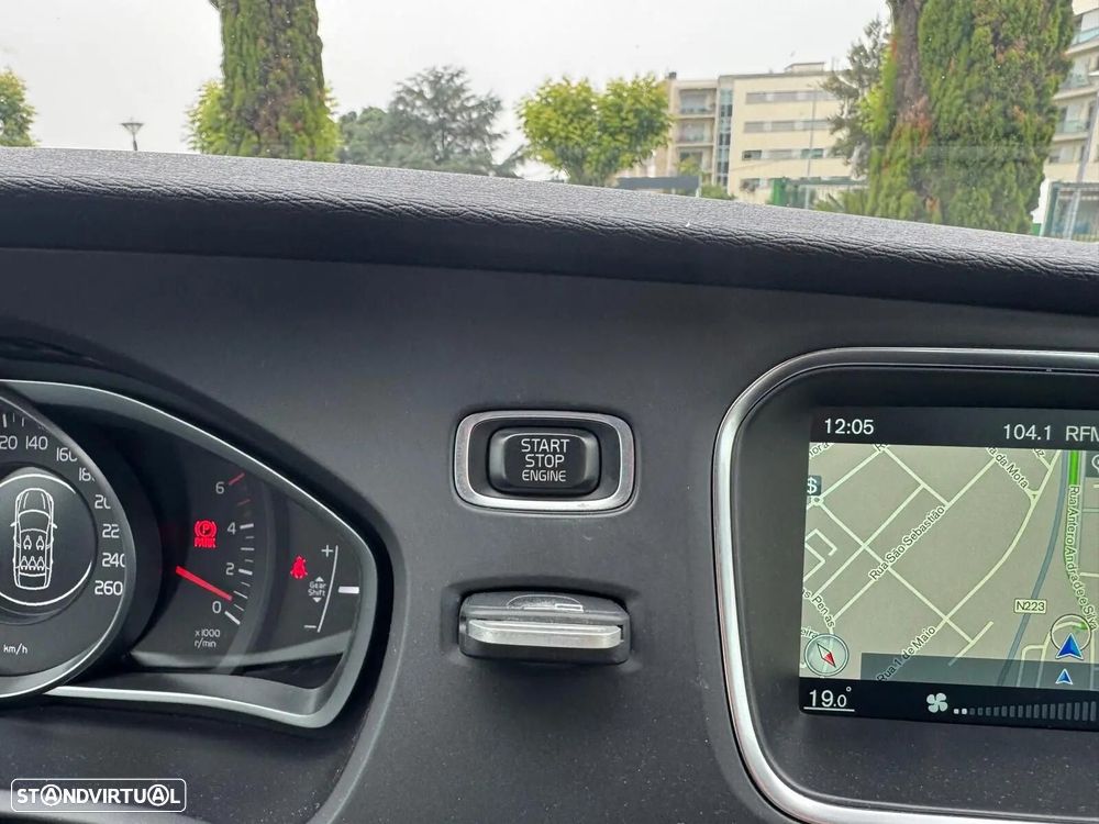 Volvo V40 2.0 D2 Kinetic - 31